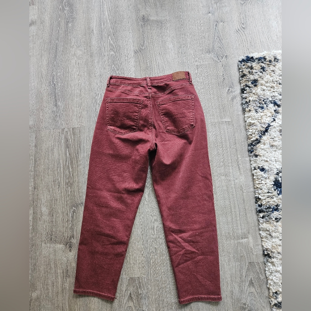 AE Mom Jean 4 X-Short